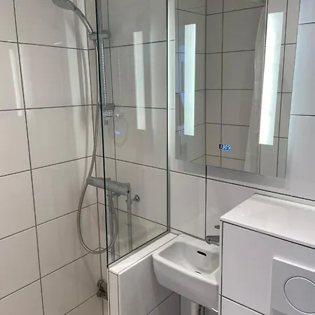 Bright 2-bedroom At Sophisticated Frederiksberg
